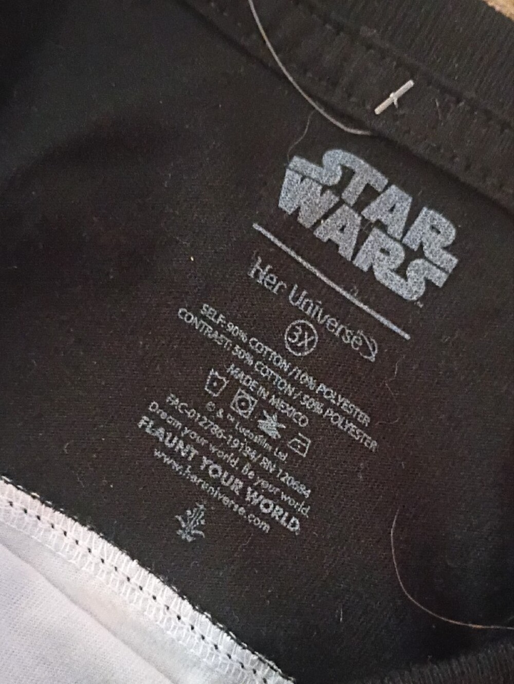 Star Wars Black & White Block Logo Tee - Picture 4 of 4